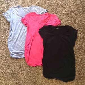 Lightweight side ruched maternity shirts